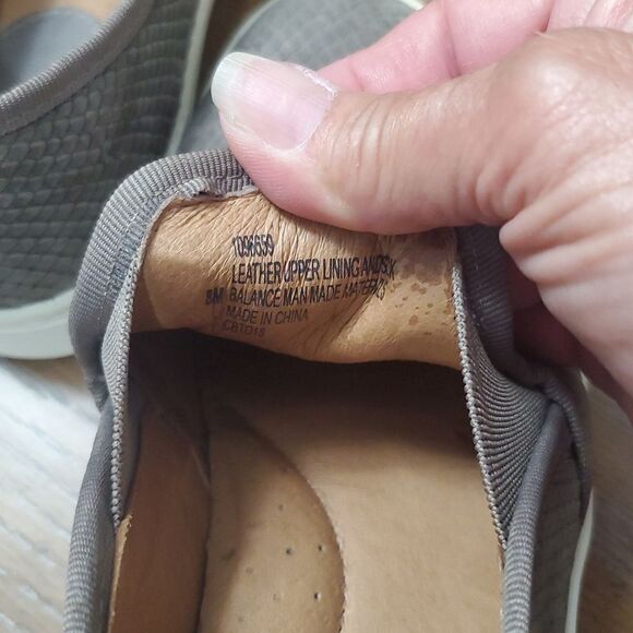 Sofft Somers 111, Grey Leather Slip On Loafers, Size 8 - Picture 6 of 10